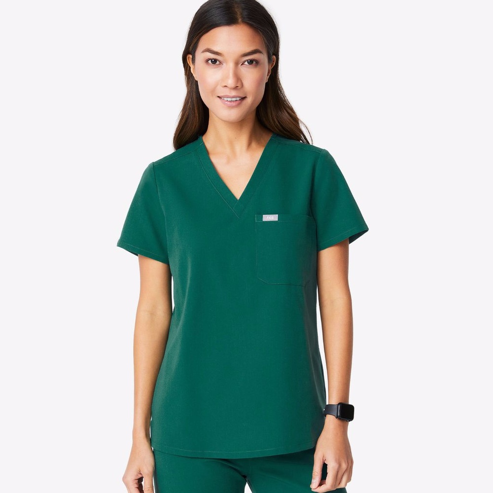 Figs Women's Scrub Top (Hunter Green)